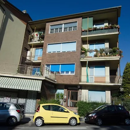 Varese Comfort Room-3